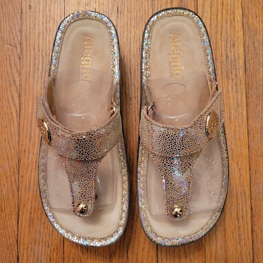 Alegria 38 Carina Sandals 8 Gold Holographic Thong Rocker Sole CAR-680 SAND DO'S - Picture 4 of 12